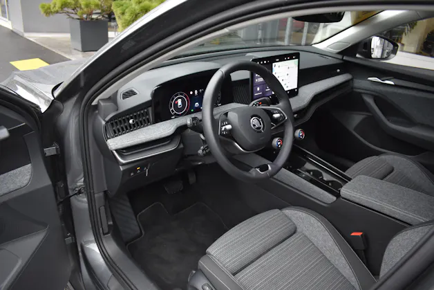 Škoda Superb Combi 2.0 TDi Selection 4x4 DSG