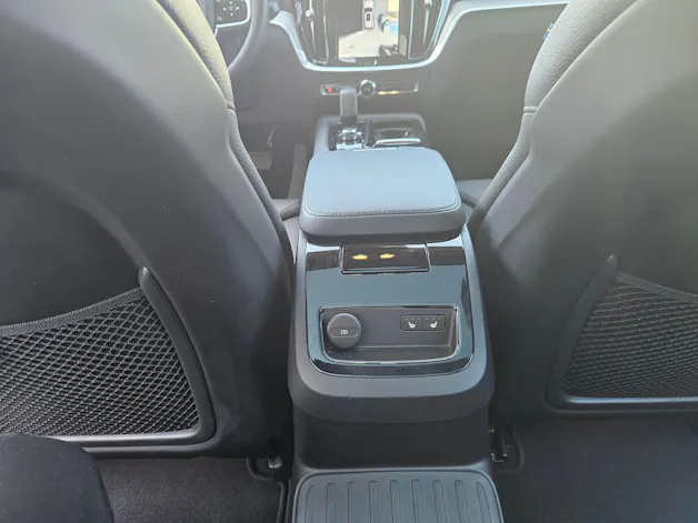 Volvo V60 2.0 T8 TE Ultra Dark eAWD