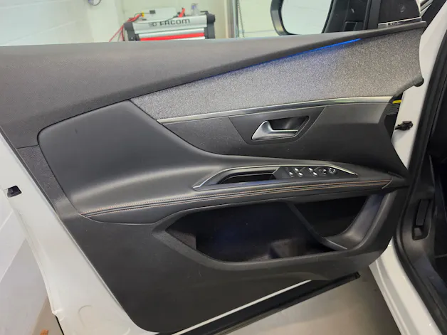 Peugeot 5008 1.5 BlueHDi GT Line EAT 7 Sitzplätze