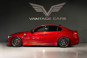 Alfa Romeo Giulia 2.9 V6 Biturbo Quadrifoglio