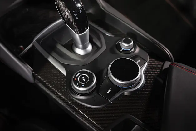 Alfa Romeo Giulia 2.9 V6 Biturbo Quadrifoglio