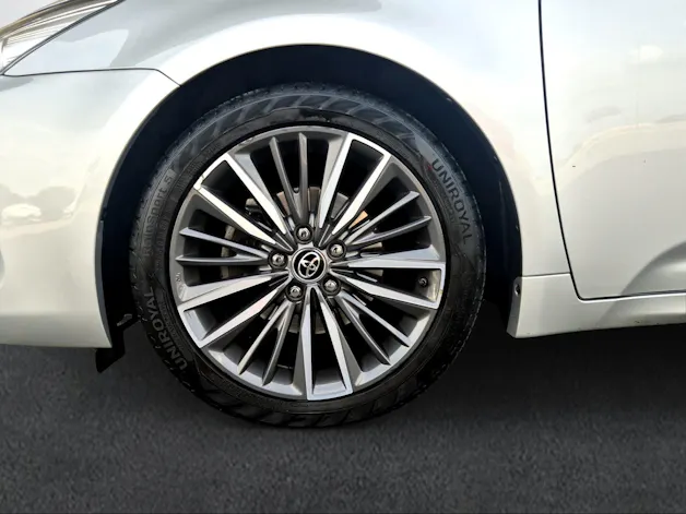 Toyota Avensis Touring Sports 2.0 VMa Trend MdS