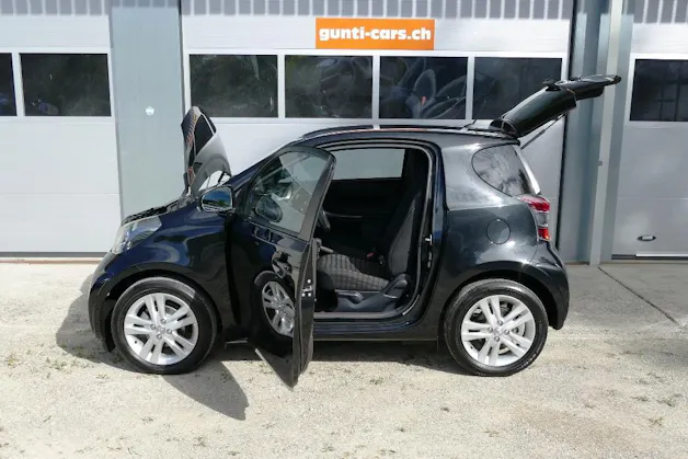Toyota iQ 1.33 VVT-i Q3 MiD