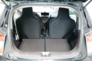 Toyota iQ 1.33 VVT-i Q3 MiD