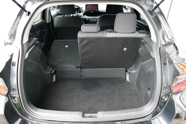 Toyota Yaris 1.5 VVT-i HSD Trend