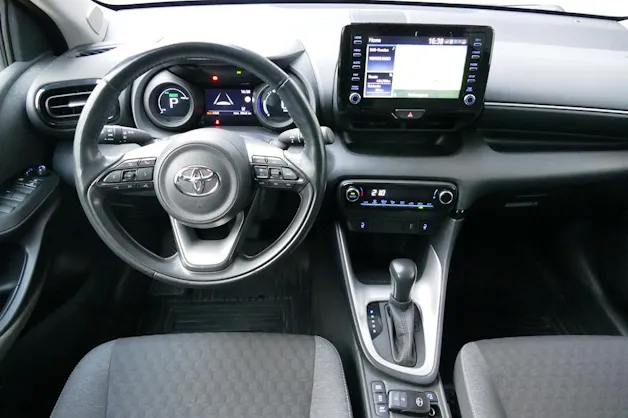 Toyota Yaris 1.5 VVT-i HSD Trend