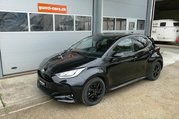 Toyota Yaris 1.5 VVT-i HSD Trend