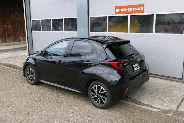 Toyota Yaris 1.5 VVT-i HSD Trend