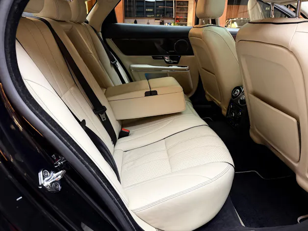Jaguar XJ 3.0 V6 S/C Premium Luxury AWD