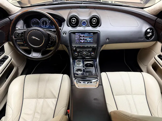 Jaguar XJ 3.0 V6 S/C Premium Luxury AWD