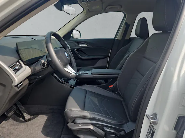 BMW iX1 20 eDrive U11 (CH) AHK 📍