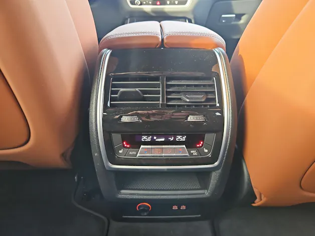 BMW X7 40d M Sport Pro xDrive G07 (CH) AHK ** 7 Places **📍