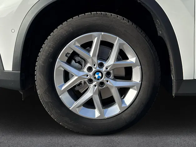 BMW X1 18i sDrive U11 (CH) AHK 📍