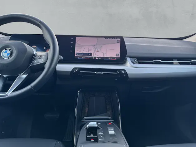 BMW X1 18i sDrive U11 (CH) AHK 📍