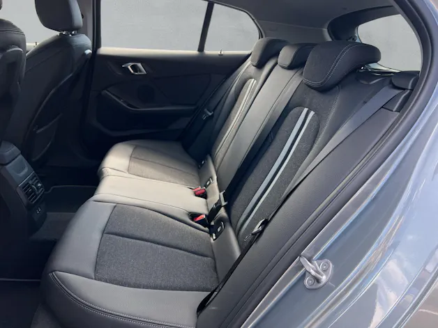 BMW 120d Sport Line xDrive F40 (CH) 📍