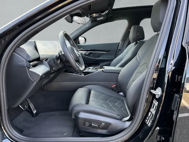 BMW 520d M Sport Touring xDrive G61 (CH) AHK 📍 ** Action de leasing à 1.9% **