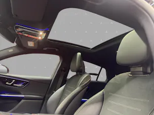Mercedes-Benz GLC 300 4M - AMG - Coupé / 360 Grad Kamera / Panorama-Dach / DIGITAL Light
