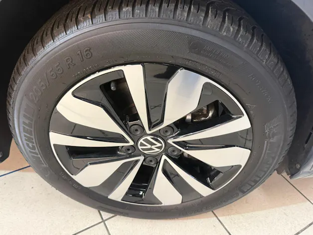 VW Golf 2.0 TDI Goal Edition DSG