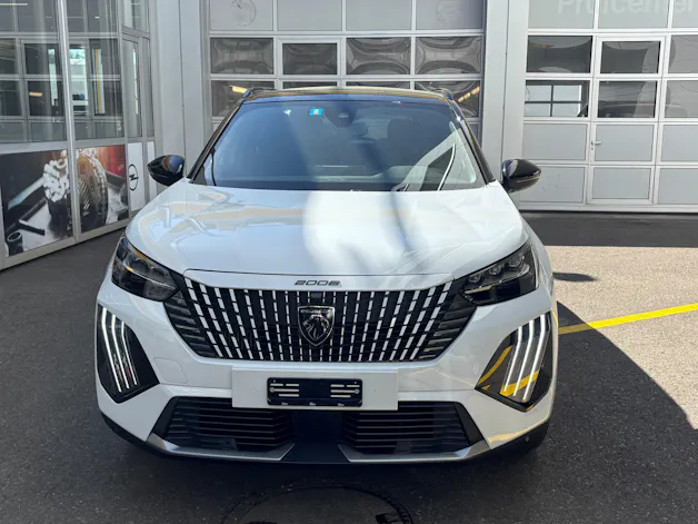 Peugeot 2008 1.5 BlueHDi GT EAT8