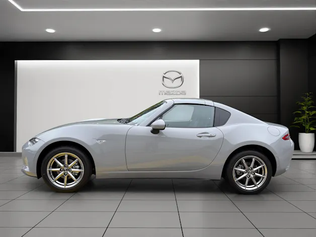 Mazda MX-5 RF Skyactiv-G 132 Exclusive-line