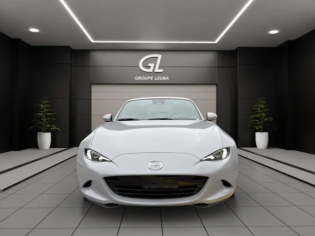 Mazda MX-5 RF Skyactiv-G 132 Exclusive-line