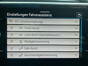 VW Tiguan Allspace R-LINE 4 MOTION *** ANHÄNGEKUPPLUNG & 7 SITZER ***