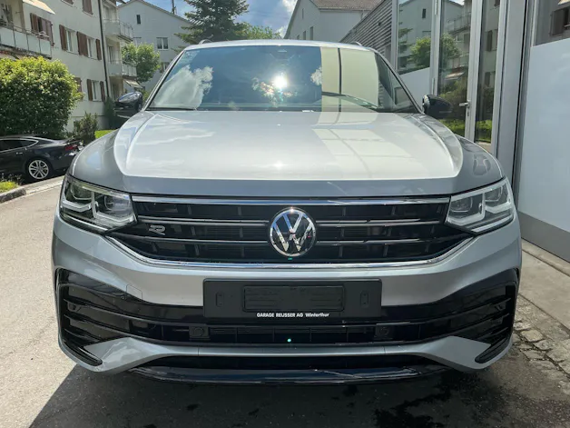 VW Tiguan Allspace R-LINE 4 MOTION *** ANHÄNGEKUPPLUNG & 7 SITZER ***