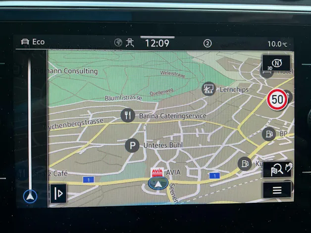 VW Tiguan Allspace R-LINE 4 MOTION *** ANHÄNGEKUPPLUNG & 7 SITZER ***