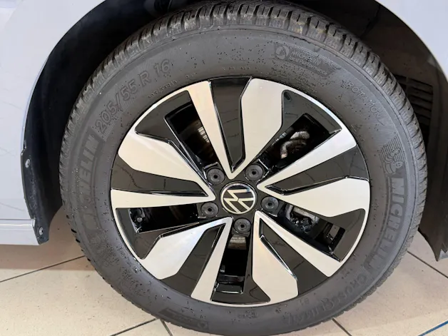 VW Golf 2.0 TDI Goal Edition DSG