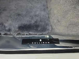 Rolls Royce ROLLS-ROYCE Cullinan Serie II - Silver Badge - Vorführwagen