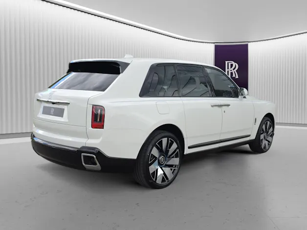 Rolls Royce ROLLS-ROYCE Cullinan Serie II - Silver Badge - Vorführwagen