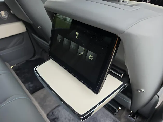 Rolls Royce ROLLS-ROYCE Cullinan Serie II - Silver Badge - Vorführwagen