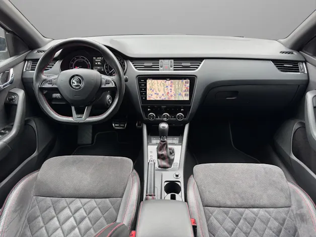 Škoda Octavia Combi 2.0 TSI RS DSG