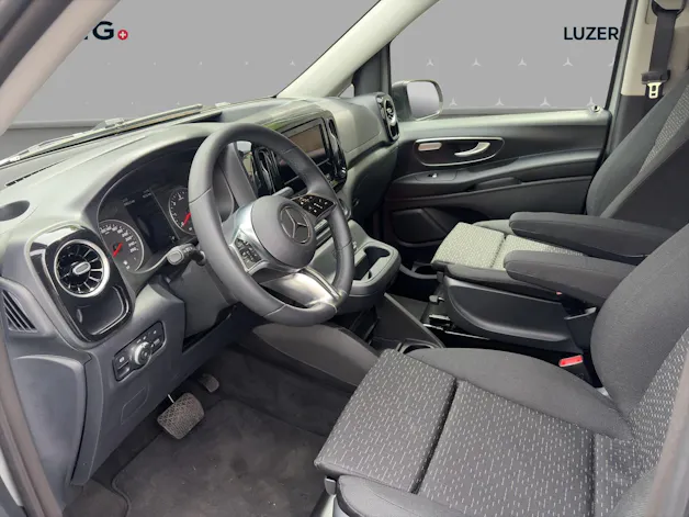 Mercedes-Benz Vito 116 CDI Lang Tourer Family 9G-Tronic 4M Select
