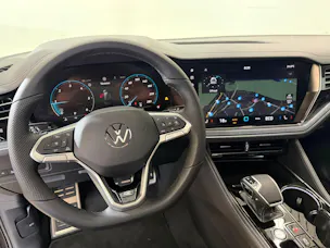 VW Touareg 3.0 TDI R-Line Tiptronic