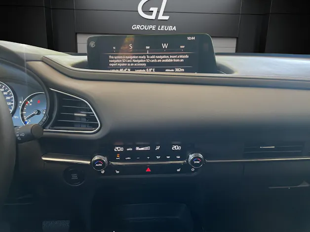 Mazda CX-30 SKYACTIV-X 186 M Hybrid Centre Line AWD AT
