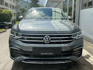 VW Tiguan Allspace R-LINE 4 MOTION *** PANORAMAGLASDACH & ANHÄNGEKUPPLUNG ***