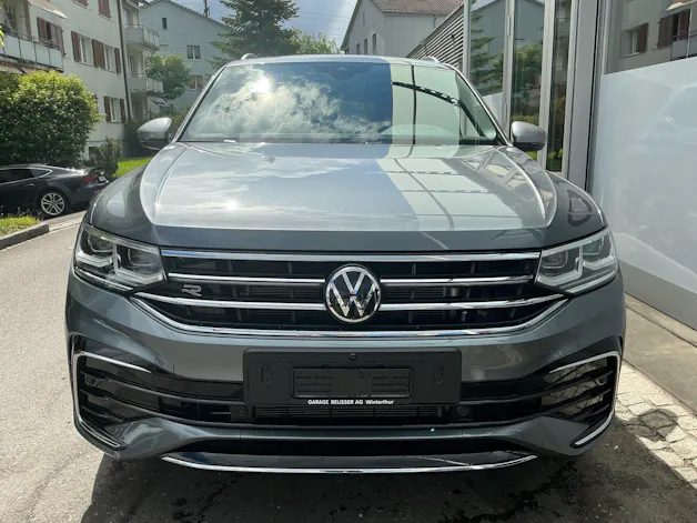 VW Tiguan Allspace R-LINE 4 MOTION *** PANORAMAGLASDACH & ANHÄNGEKUPPLUNG ***