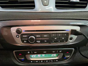 Renault Scénic Xmod 1.2 16V Turbo Swiss Bose Edition