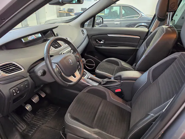 Renault Scénic Xmod 1.2 16V Turbo Swiss Bose Edition