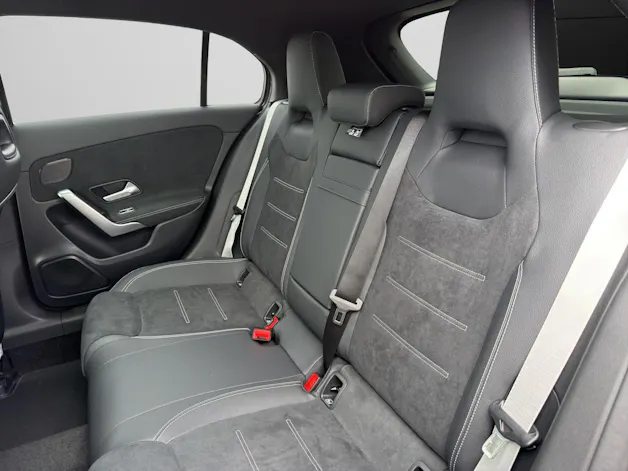 Mercedes-Benz A 220 4Matic 8G-DCT