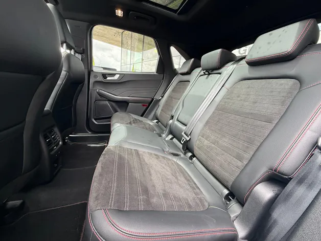 Ford Kuga 2.5 FHEV ST-Line X 4WD