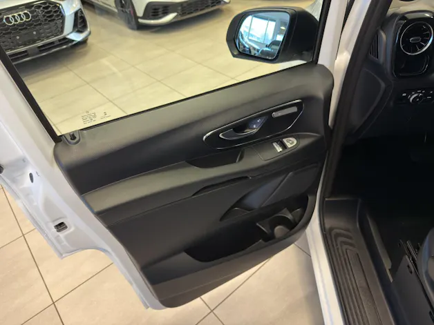 Mercedes-Benz Vito 116 CDI Lang Select Tourer 4Matic 9G-Tronic