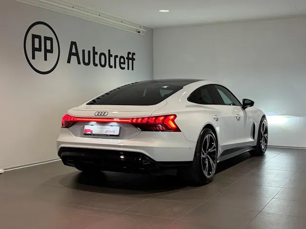 Audi e-tron GT quattro