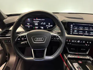 Audi e-tron GT quattro