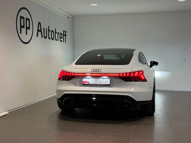 Audi e-tron GT quattro