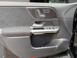 Mercedes-Benz GLA 220 4Matic 8G-DCT