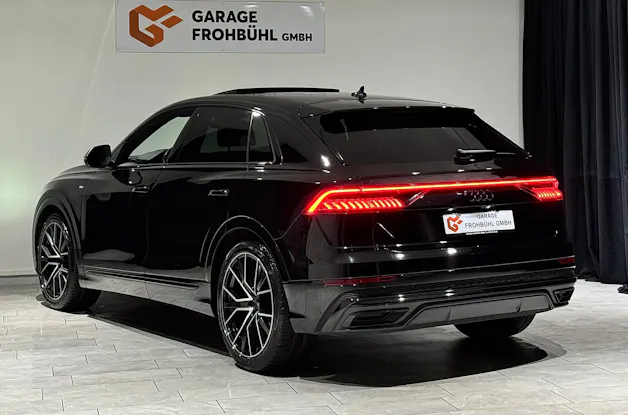 Audi Q8 50 TDI Black Edition quattro tiptronic | 1.Hand |
