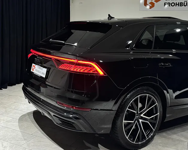 Audi Q8 50 TDI Black Edition quattro tiptronic | 1.Hand |