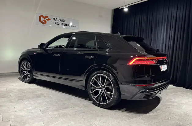 Audi Q8 50 TDI Black Edition quattro tiptronic | 1.Hand |